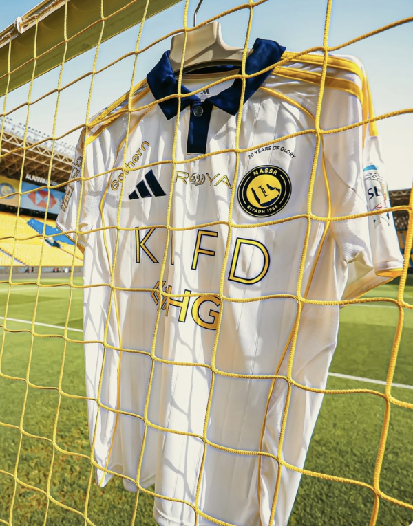 Conjunto Al-Nassr FC 25/26 talla niño 3ª equipación